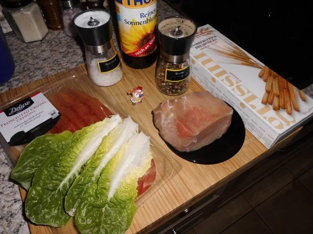 Schnitzelchen am Grissini-Spieß>> - Rezept - Bild Nr. 3