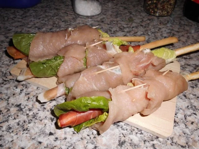 Schnitzelchen am Grissini-Spieß>> - Rezept - Bild Nr. 4