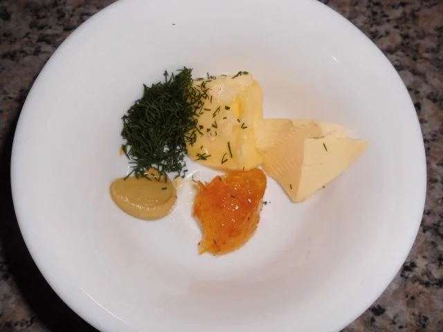 Canapés mit Lachs auf Orangenbutter>> - Rezept - Bild Nr. 6