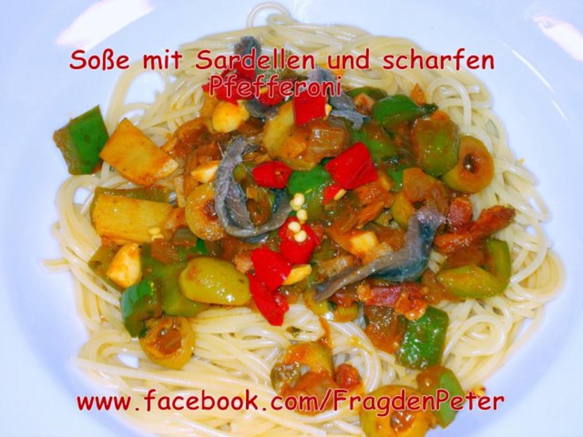 Feurige Sardellen-Pfefferoni  Spaghetti mit Paprika-Olivensoße - Rezept - Bild Nr. 2