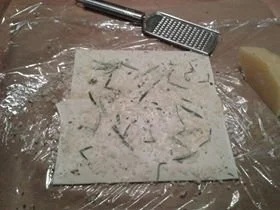 Rezept: Herzhafte Hasen-Öhrchen (oder Schweineohren) -Blätterteiggebäck- Bild Nr. 5 Herzhafte Hasen-Öhrchen (oder Schweineohren) -Blätterteiggebäck- - Rezept - Bild Nr. 5