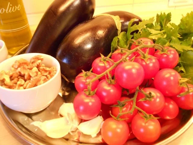 Rezept: Kashk-e-Bandjan Bild Nr. 2 Kashk-e-Bandjan - Rezept - Bild Nr. 2