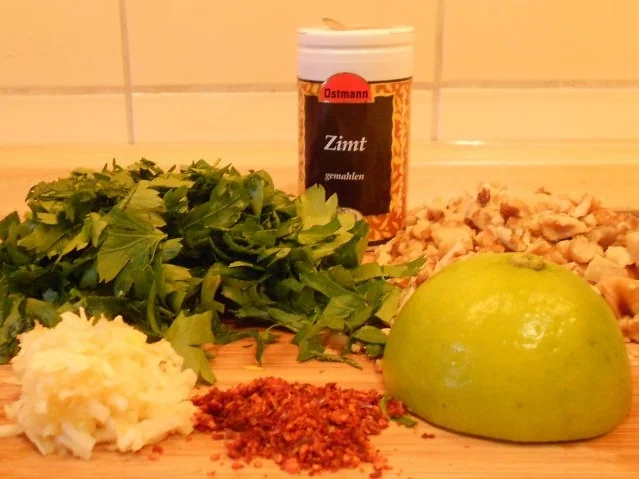 Rezept: Kashk-e-Bandjan Bild Nr. 5 Kashk-e-Bandjan - Rezept - Bild Nr. 5