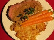 Zordes vom Kalv bei Abbbelsoß Murhngemös un´ Kardoffelsblätzjer - Rezept