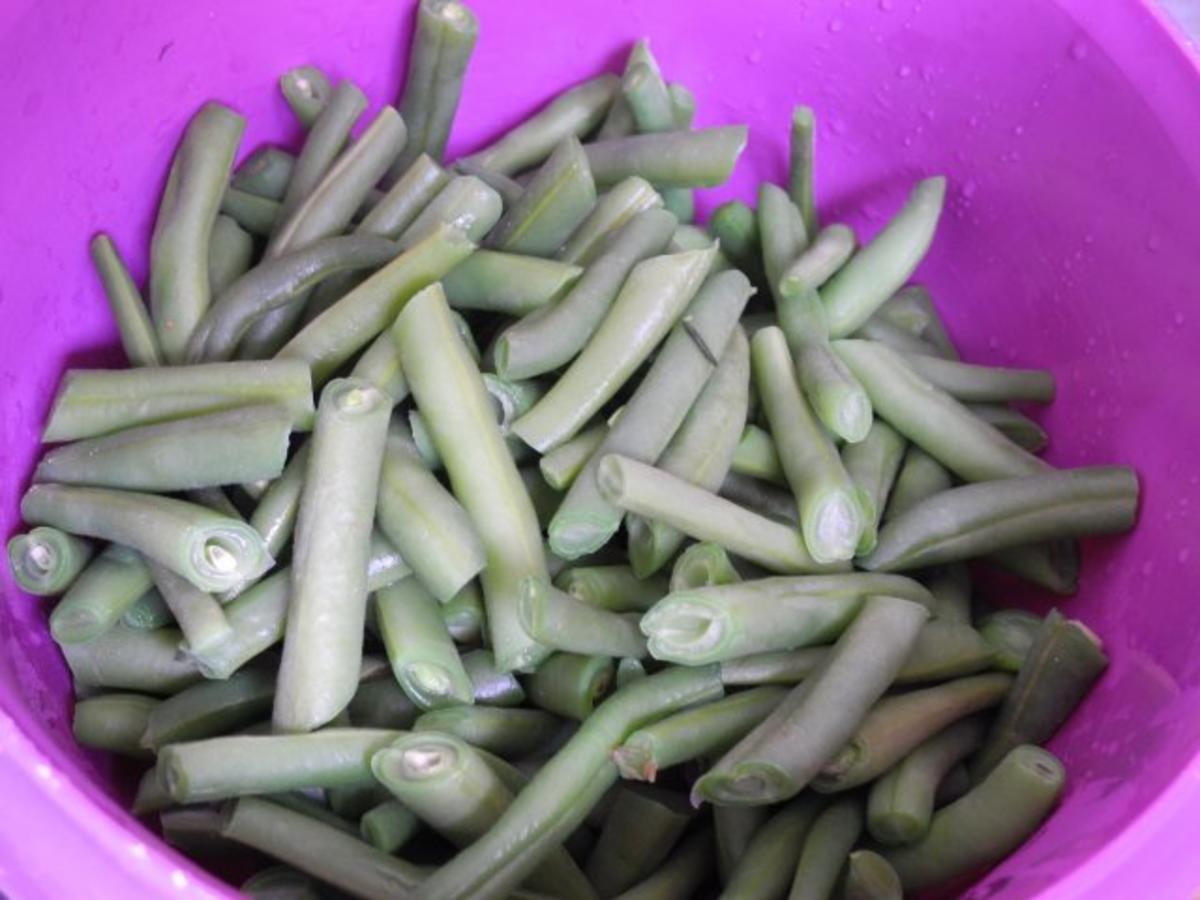 Vegan :  Dinkel - Bandnudeln gebraten mit grünen Bohnen und Eisbergsalat - Rezept - Bild Nr. 9