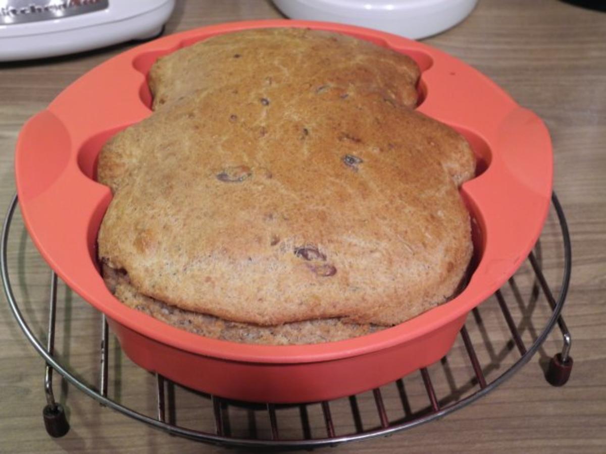 Bilder für Brot & Brötchen : Schneemann - Dinkel - Brot - Rezept