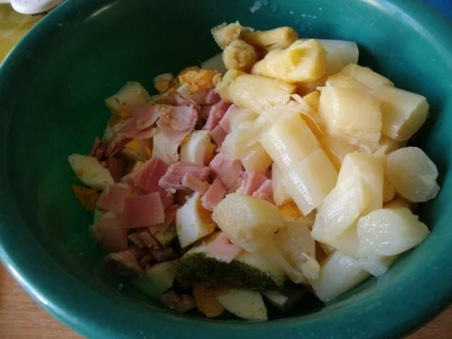 Rezept: Eiersalat mit Schinken Spargel und Apfel Bild Nr. 3 Eiersalat mit Schinken Spargel und Apfel - Rezept - Bild Nr. 3