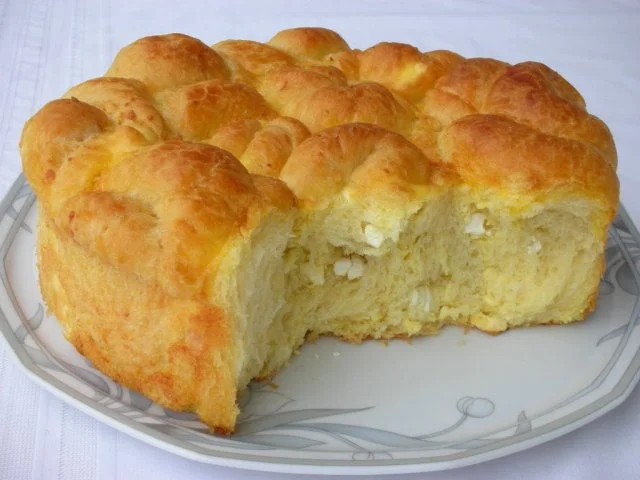 Bulgarisches Schafskäse Brot- Tutmanik - Rezept - Bild Nr. 2
