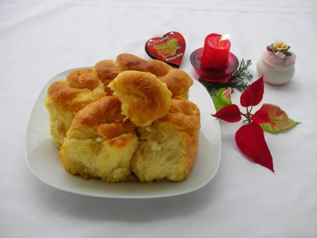 Bulgarisches Schafskäse Brot- Tutmanik - Rezept - Bild Nr. 3