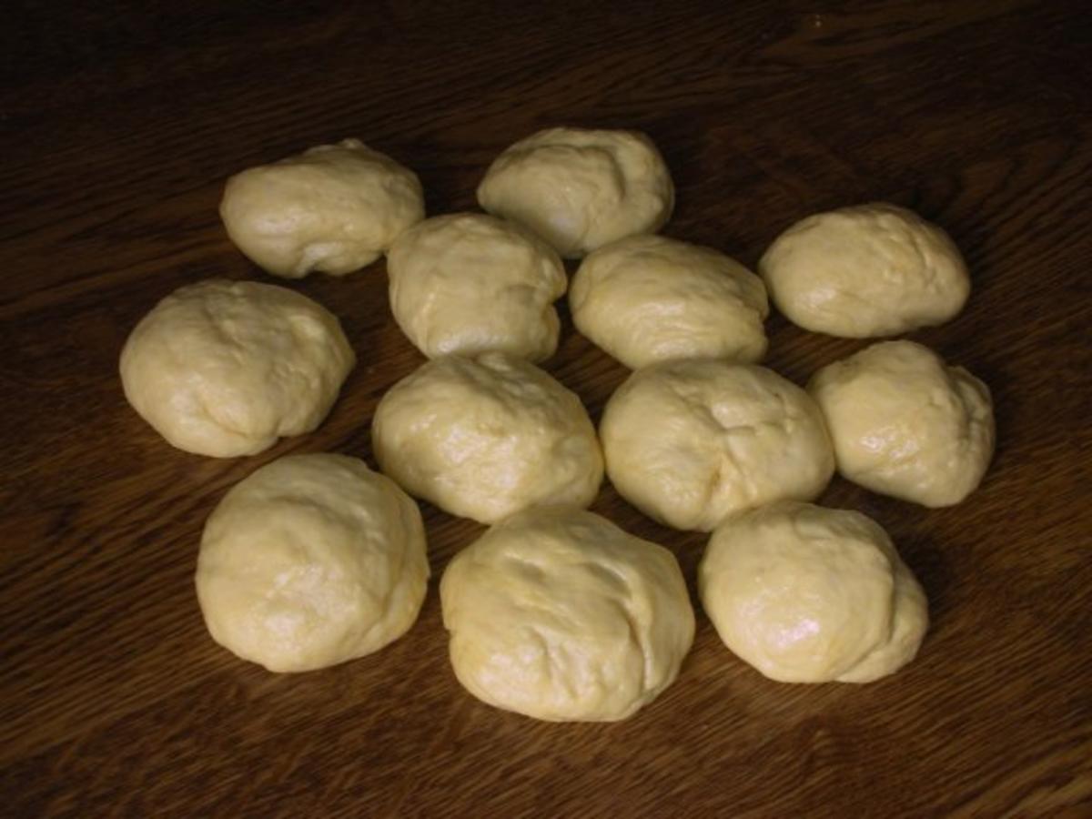 Bulgarisches Schafskäse Brot- Tutmanik - Rezept - Bild Nr. 11