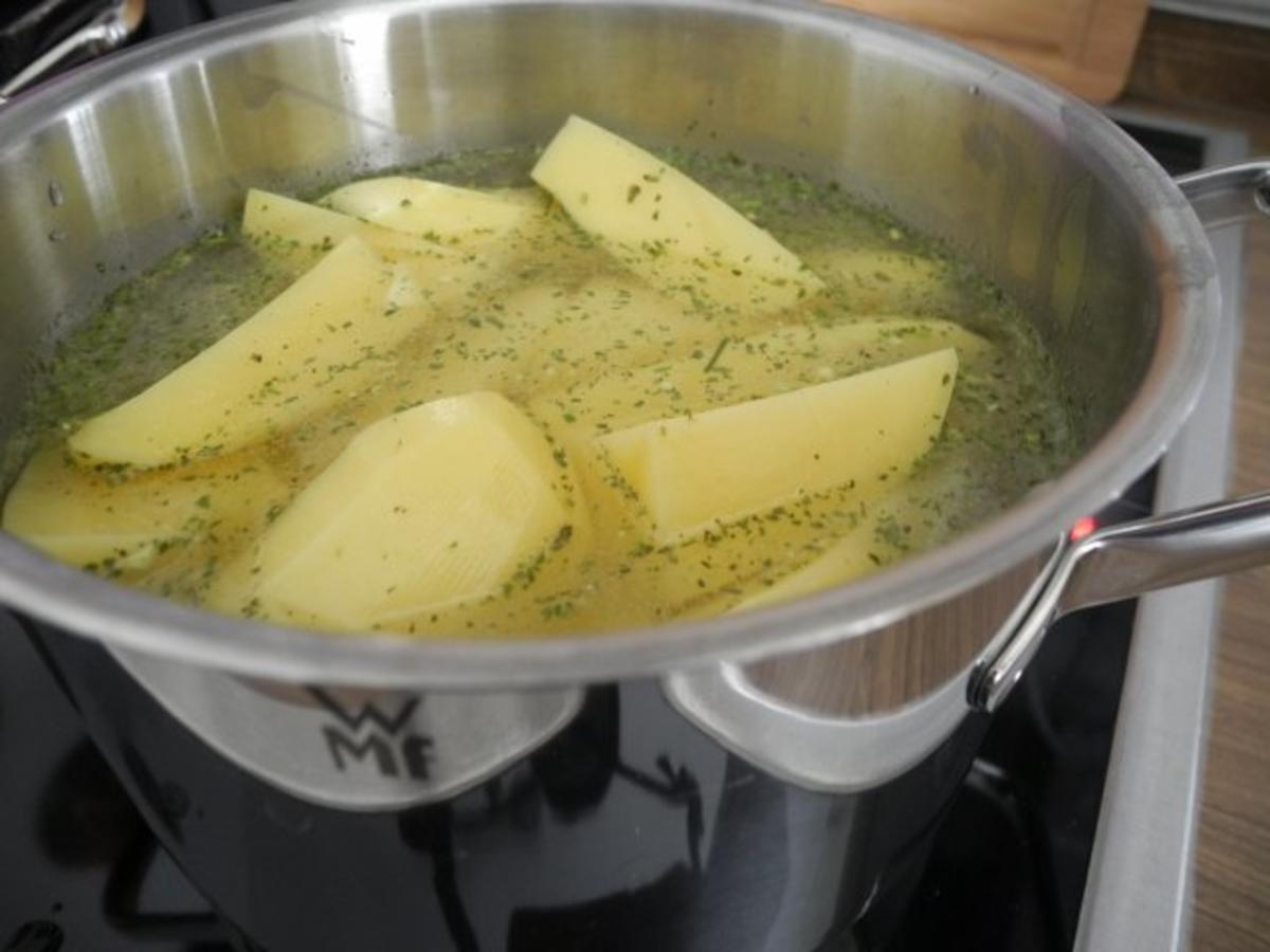 Vegan : Petersilien - Kartoffel - Brei mit Apfelrotkohl und Leberkäse - Rezept - Bild Nr. 3