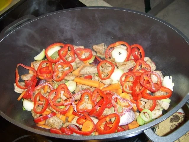 Falscher Wild-Schweingulasch - Rezept - Bild Nr. 14