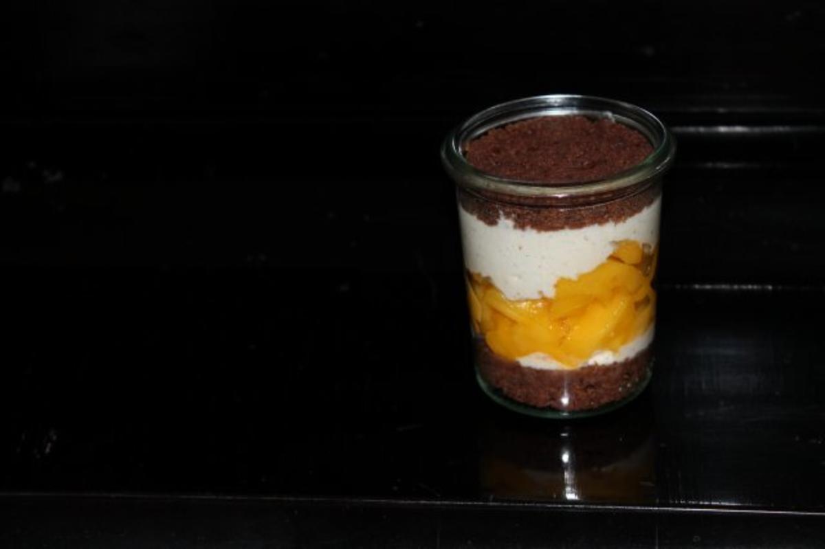 Mango-Schicht-Dessert im Weckglas - Rezept