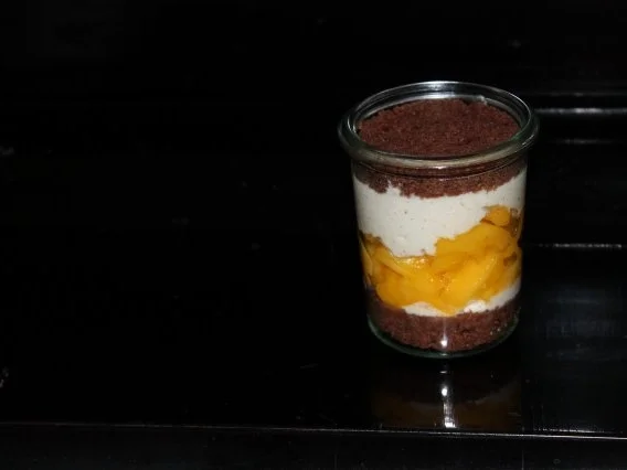 Mango-Schicht-Dessert im Weckglas - Rezept