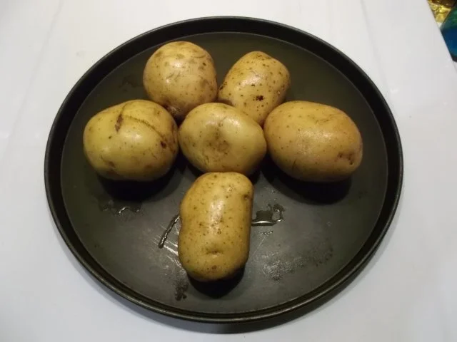 Kartoffeln: Pikante Kartoffelspalten mit Wasabi-Butter - Rezept - Bild Nr. 2