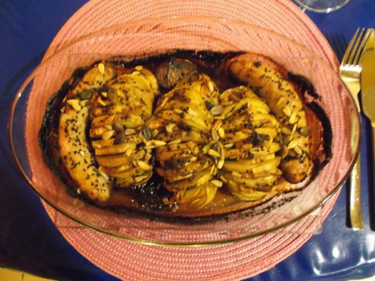 Fleisch: Gefüllte Fächerkartoffeln mit Bratwürstchen aus dem Ofen - Rezept - Bild Nr. 11