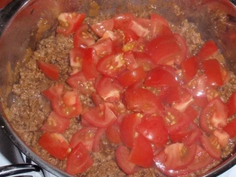 Hackfleisch-Paprikasoße und Spaghetti mit Oliven - Rezept - Bild Nr. 7