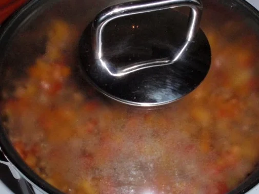 Hackfleisch-Paprikasoße und Spaghetti mit Oliven - Rezept - Bild Nr. 10