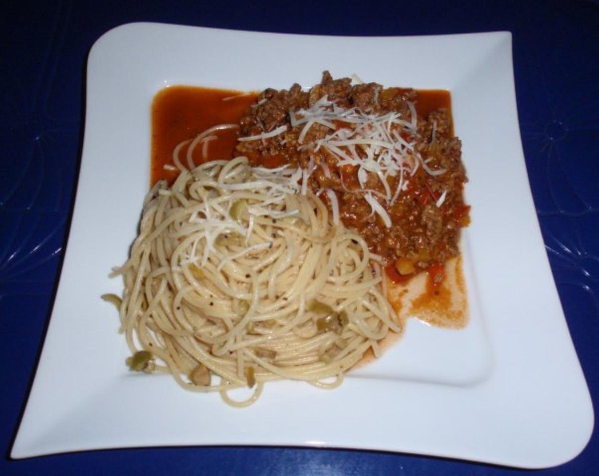 Hackfleisch-Paprikasoße und Spaghetti mit Oliven - Rezept - Bild Nr. 21