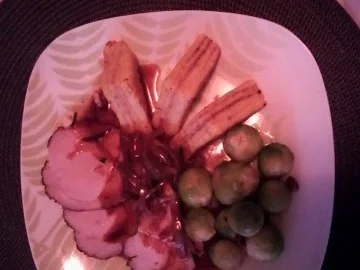 Schinkenbraten - Schweinebraten mit Kartoffelbaumkuchen und Rosenkohl/Speck-Gemüse - Rezept