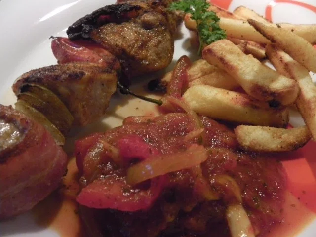 Feiner Hausherrenspieß mit feurigem ungarischem Letscho - Rezept - Bild Nr. 3