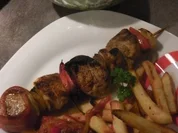 Feiner Hausherrenspieß mit feurigem ungarischem Letscho - Rezept