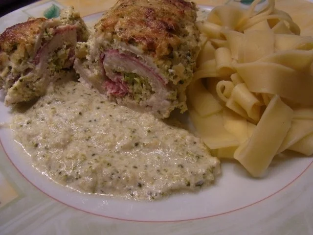 Rezept: Broccoli Puten Rouladen Bild Nr. 8 Broccoli Puten Rouladen - Rezept - Bild Nr. 8