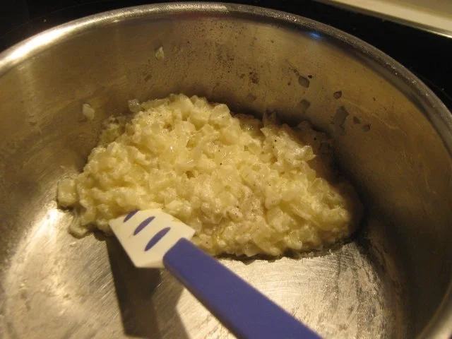 Jakobsmuscheln auf Zwiebelpüree mit Cognac-Orangenmarmelade - Rezept - Bild Nr. 3