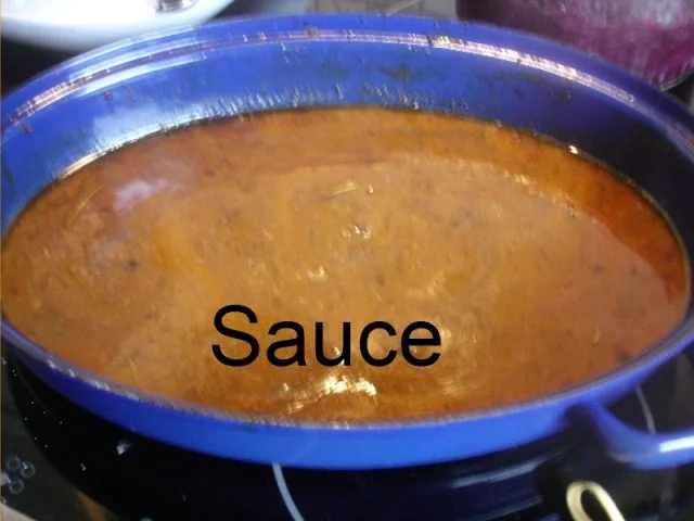 Knusprige Hähnchenschenkel mit Sauce, Gourmet-Rotkohl  und tschechischen Hefeknödeln - Rezept - Bild Nr. 8