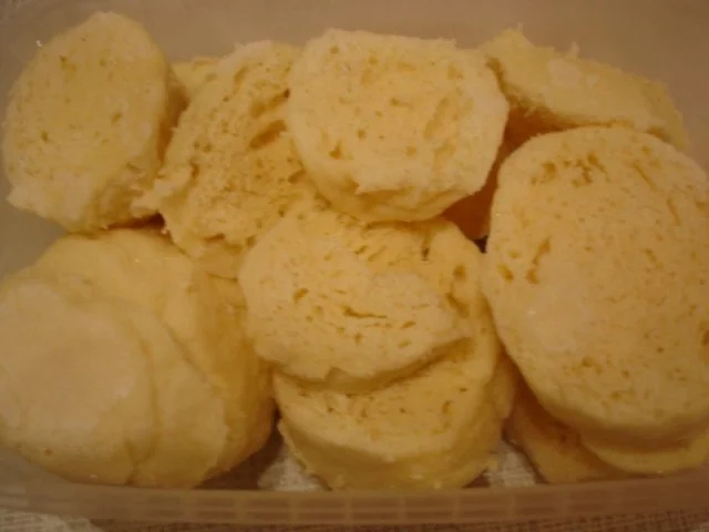 Knusprige Hähnchenschenkel mit Sauce, Gourmet-Rotkohl  und tschechischen Hefeknödeln - Rezept - Bild Nr. 10