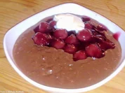 Schoko-Sahne-Milchreis mit Kirschkompott - Rezept