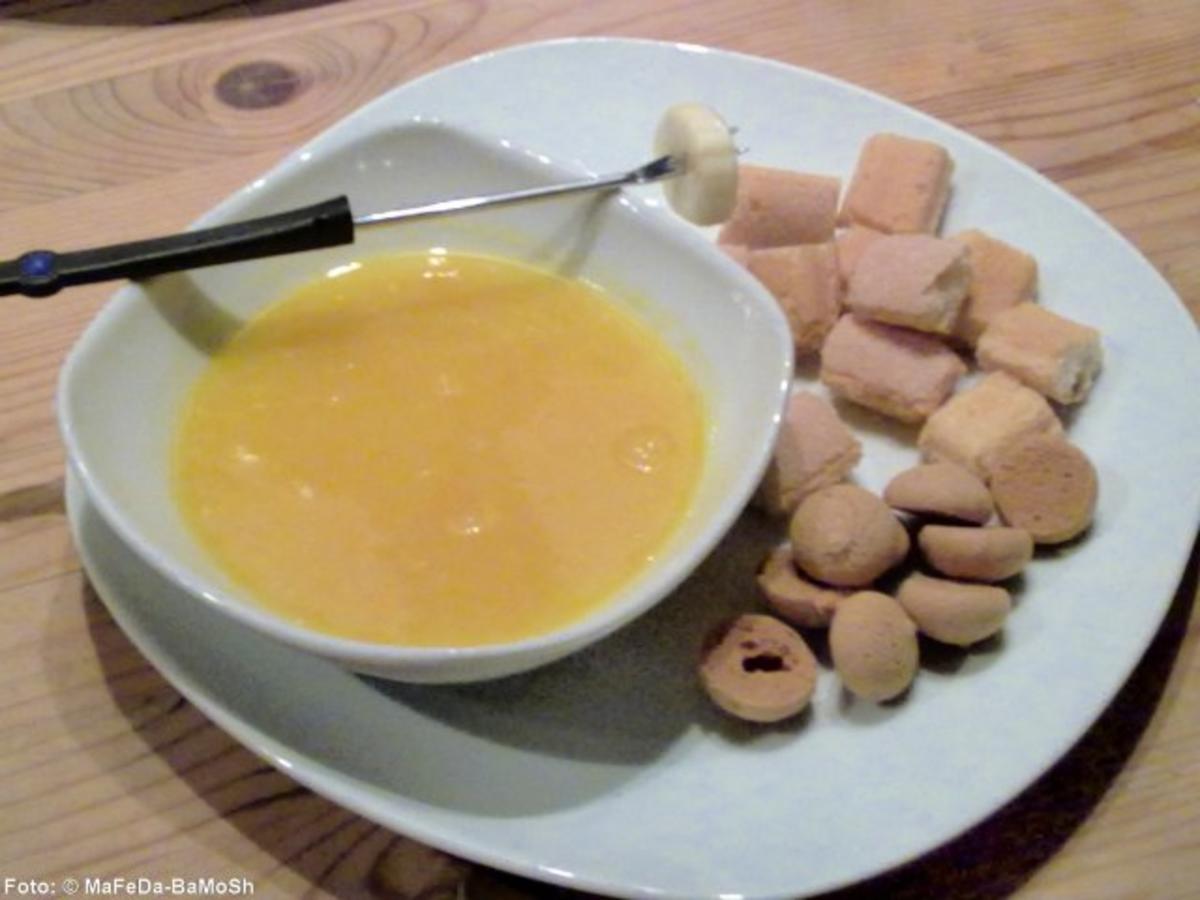 Bilder für Orangen-Fondue mit Amarettini - Rezept