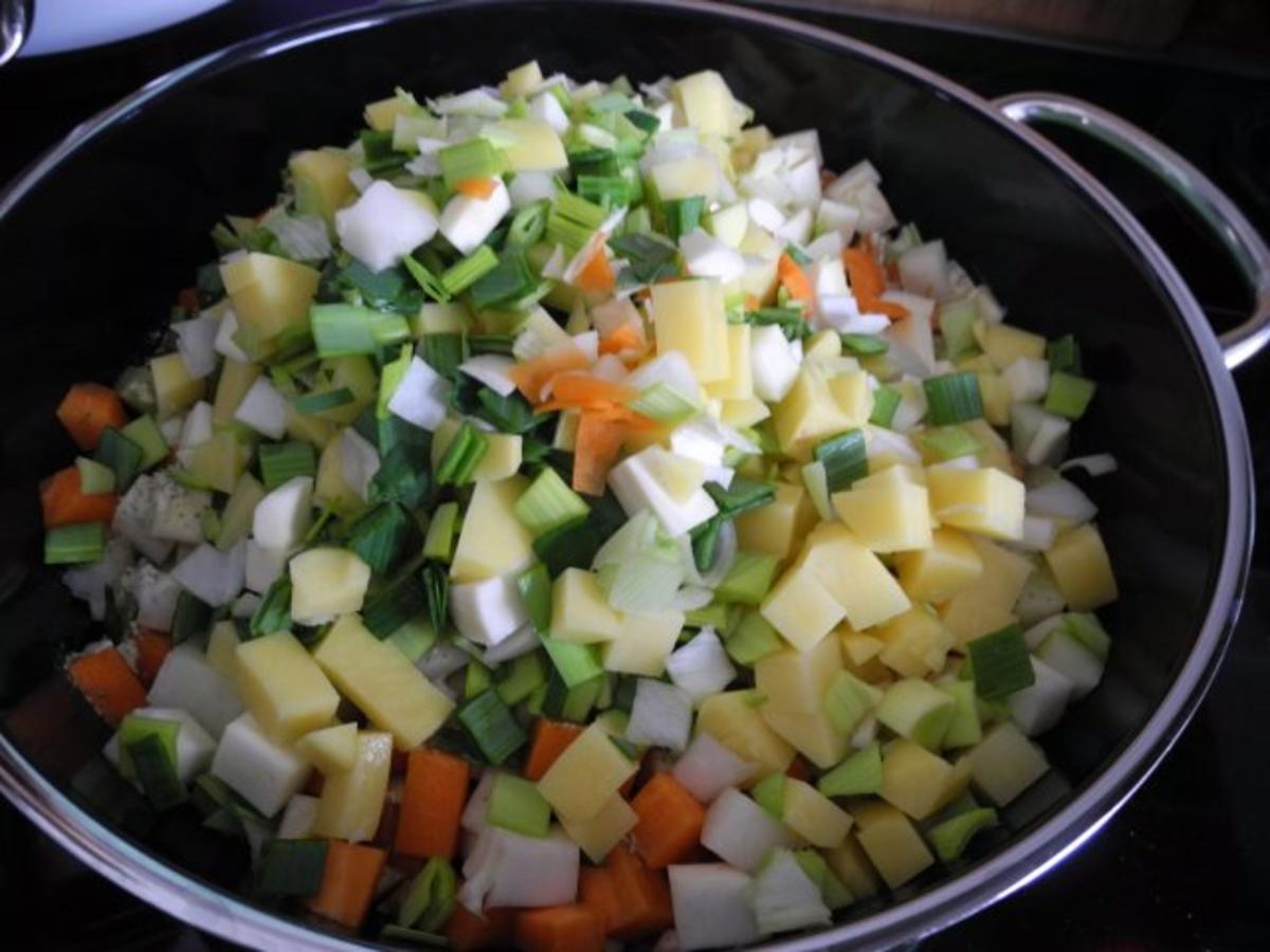 Vegan : Wirsing - Gemüse - Eintopf mit Graupen - Rezept - Bild Nr. 3