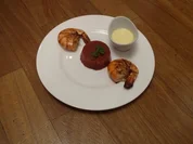 Rezept: Tomatengelee mit marinierten Garnelen und Tequila-Mayonnaise Tomatengelee mit marinierten Garnelen und Tequila-Mayonnaise - Rezept