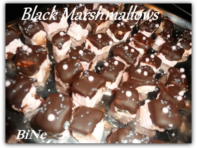 Rezept: BiNe` S BLACK & WHITE MARSHMALLOWS Bild Nr. 12 BiNe` S BLACK & WHITE MARSHMALLOWS - Rezept - Bild Nr. 12