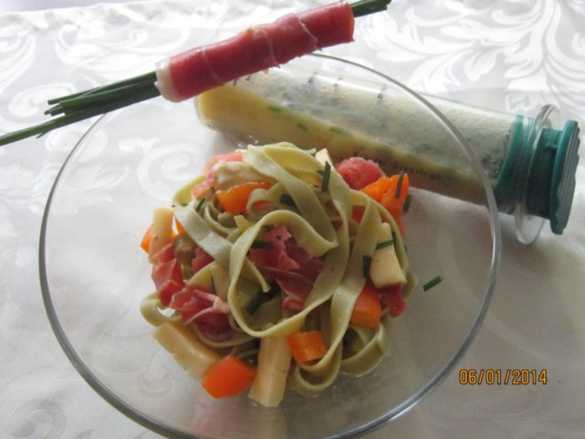 Bandnudelsalat Ein leichter Pastasalat - Rezept mit Bild - kochbar.de
