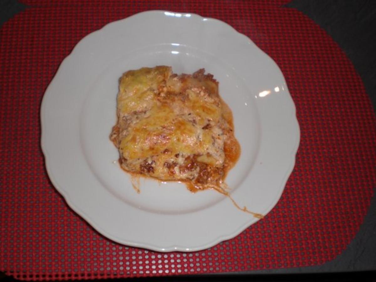 Bilder für Lasagne mit gem. Hackfleisch und Fleischbrühe - Rezept