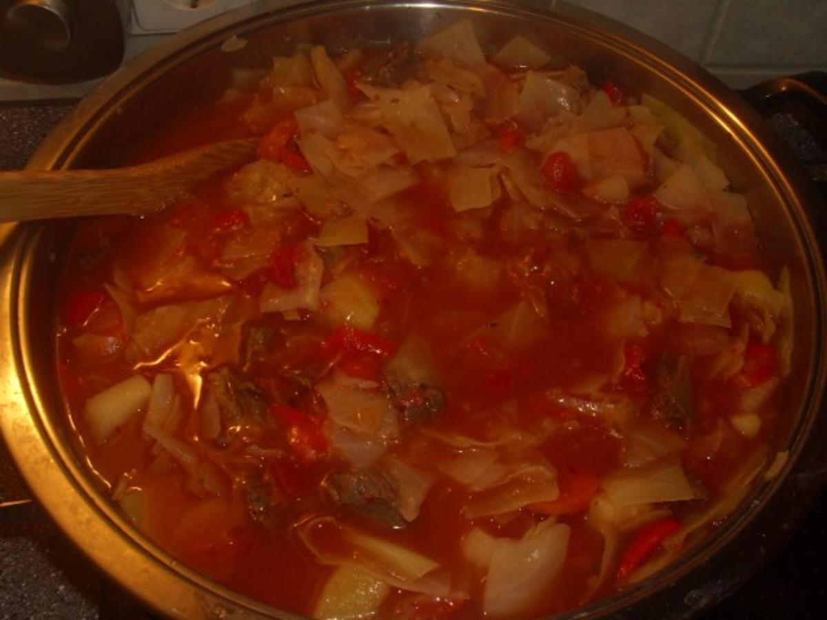 Weißkohleintopf mit Suppenfleisch - einfach - von Hoenowbear