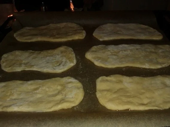 Rezept: Lehsuni Naan Bild Nr. 3 Lehsuni Naan - Rezept - Bild Nr. 3