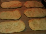 Lehsuni Naan - Rezept