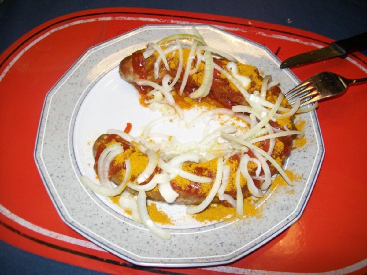 Kleine Gerichte: Opa`s Currywurst herzhaft - Rezept