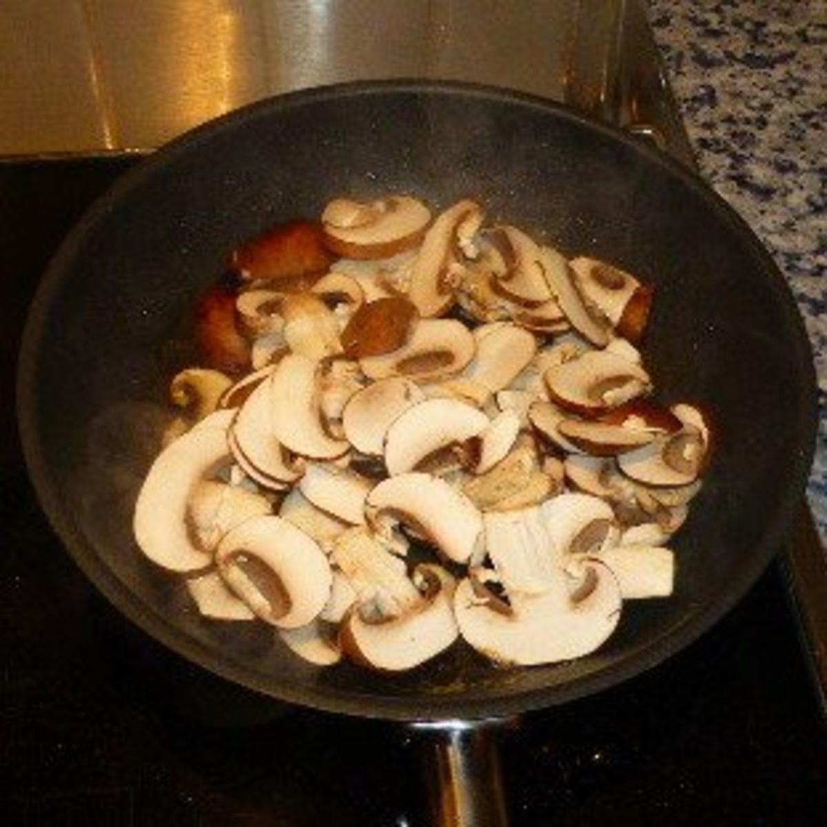 Bacalao mit Pilzen in Sahnesauce - Rezept - Bild Nr. 3