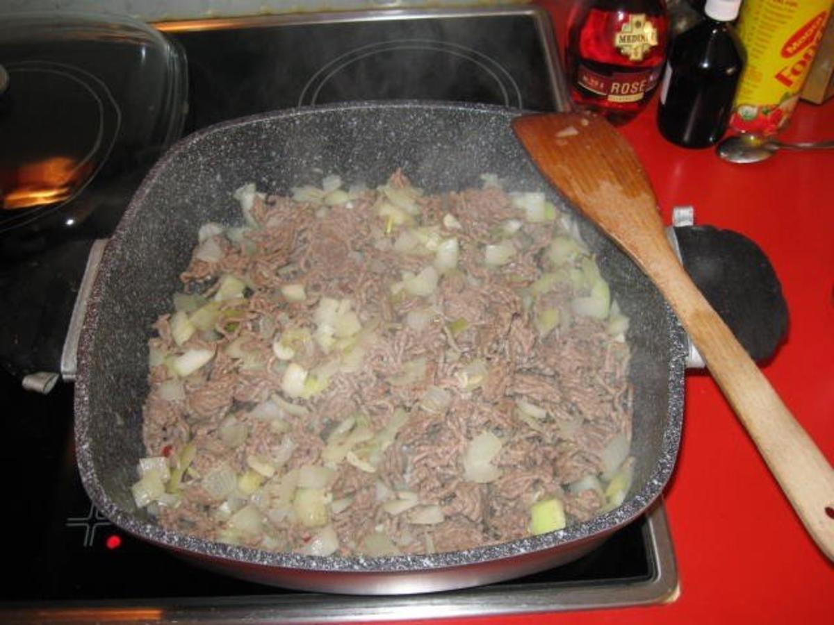 Hackfleisch Pfanne Mit Paprika Und Reis - Rezept - Kochbar.de