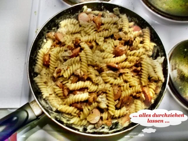 Pilze: Pfifferlinge in Käsesoße - Rezept - Bild Nr. 12