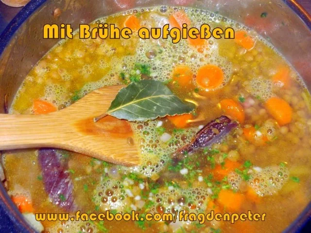 Linseneintopf mit Zwiebelspeckbrötchen - Rezept - Bild Nr. 6