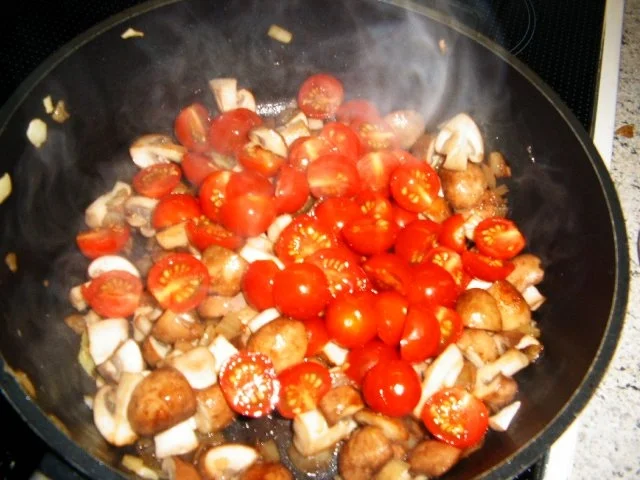 Rezept: Eier-Champignon-Pfanne Bild Nr. 6 Eier-Champignon-Pfanne - Rezept - Bild Nr. 6