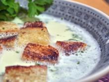 Knoblauchsuppe mit Croutons - Rezept