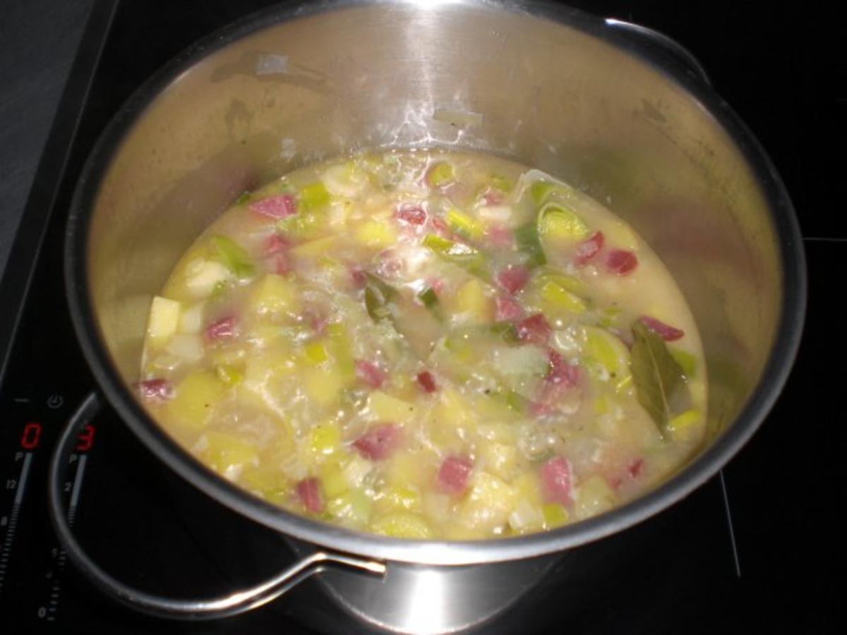 Lauch Kartoffel Eintopf - einfach - von Oparoli Lauch Kartoffel Eintopf - einfach - von Oparoli