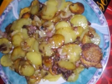 Bratkartoffeln in gesellschaft mit Brathering und Gewürzgurke - Rezept - Bild Nr. 8