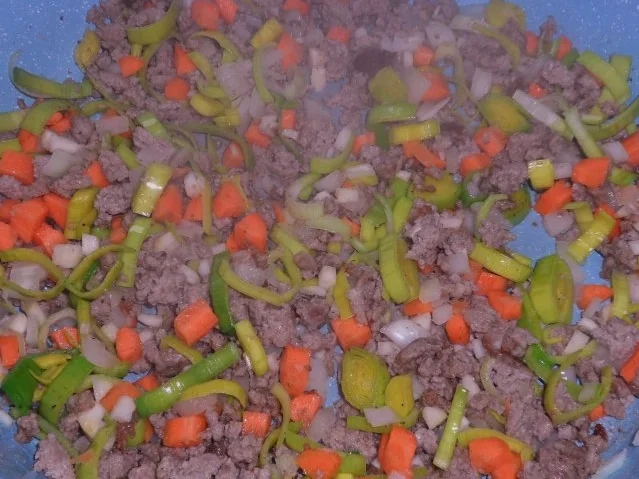 Rezept: Ofengerichte: Überbackene Kartoffeln à la Bolognese Bild Nr. 4 Ofengerichte: Überbackene Kartoffeln à la Bolognese - Rezept - Bild Nr. 4